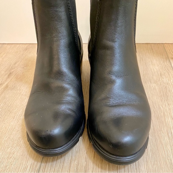Blundstone 1671 pull on Chelsea heeled boot black 9.5 - Picture 6 of 12